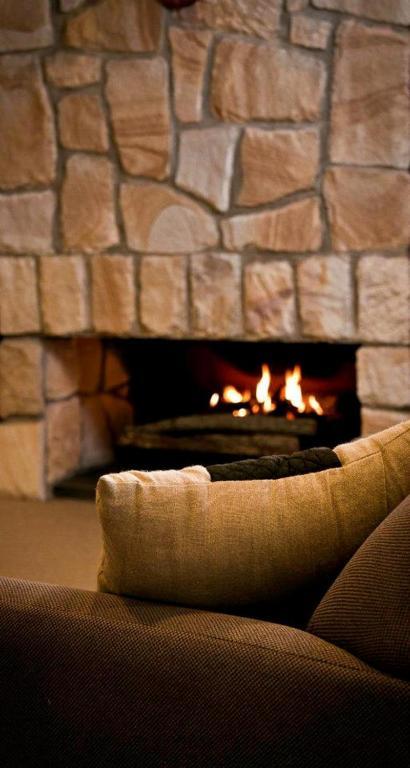 Mercure Clear Mountain Lodge Mount Samson Bagian luar foto